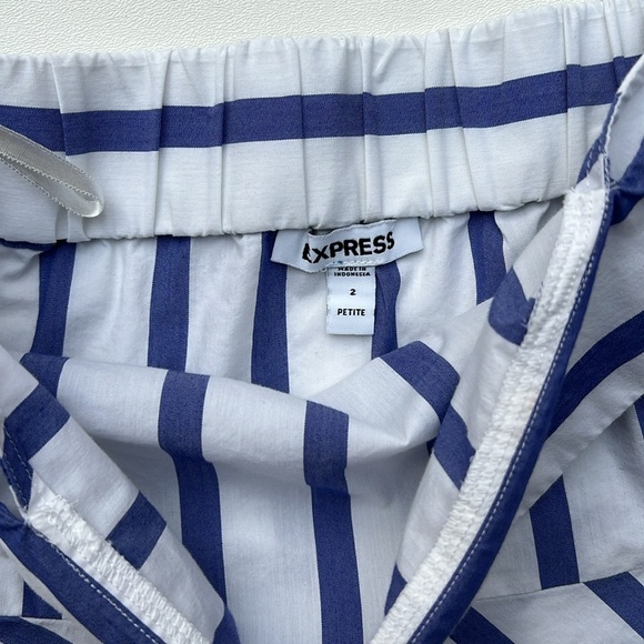 Express Off Shoulder Striped Peplum Top 2 petite - Picture 5 of 10